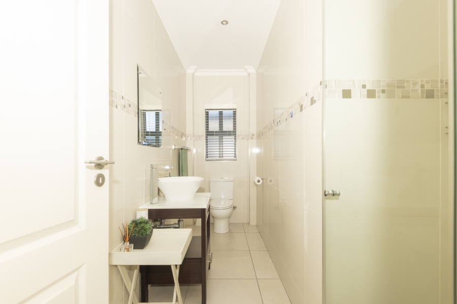 4 Bedroom Property for Sale in Calypso Beach Western Cape